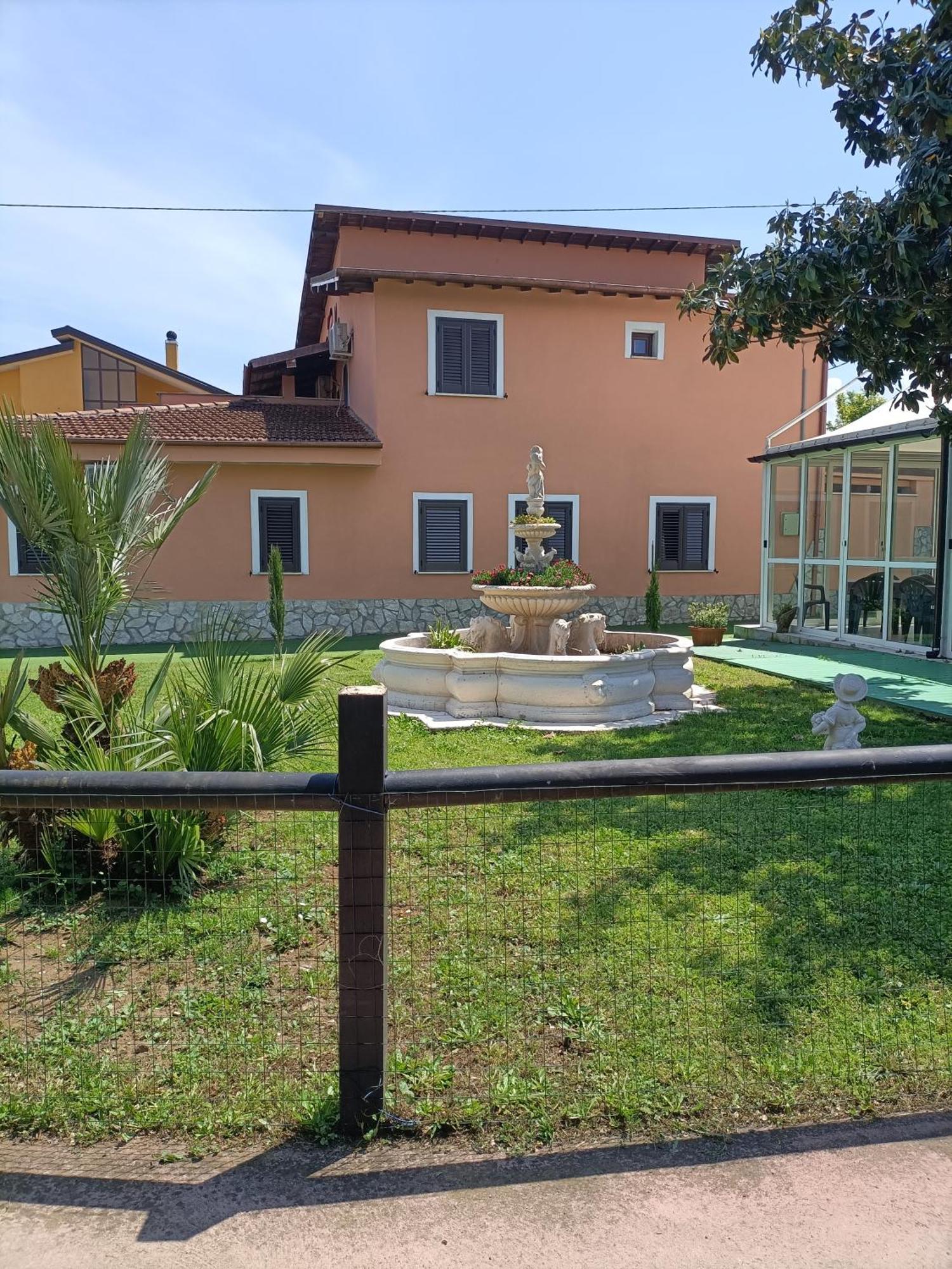 B&B Ar Colle 2 Valmontone Exterior photo